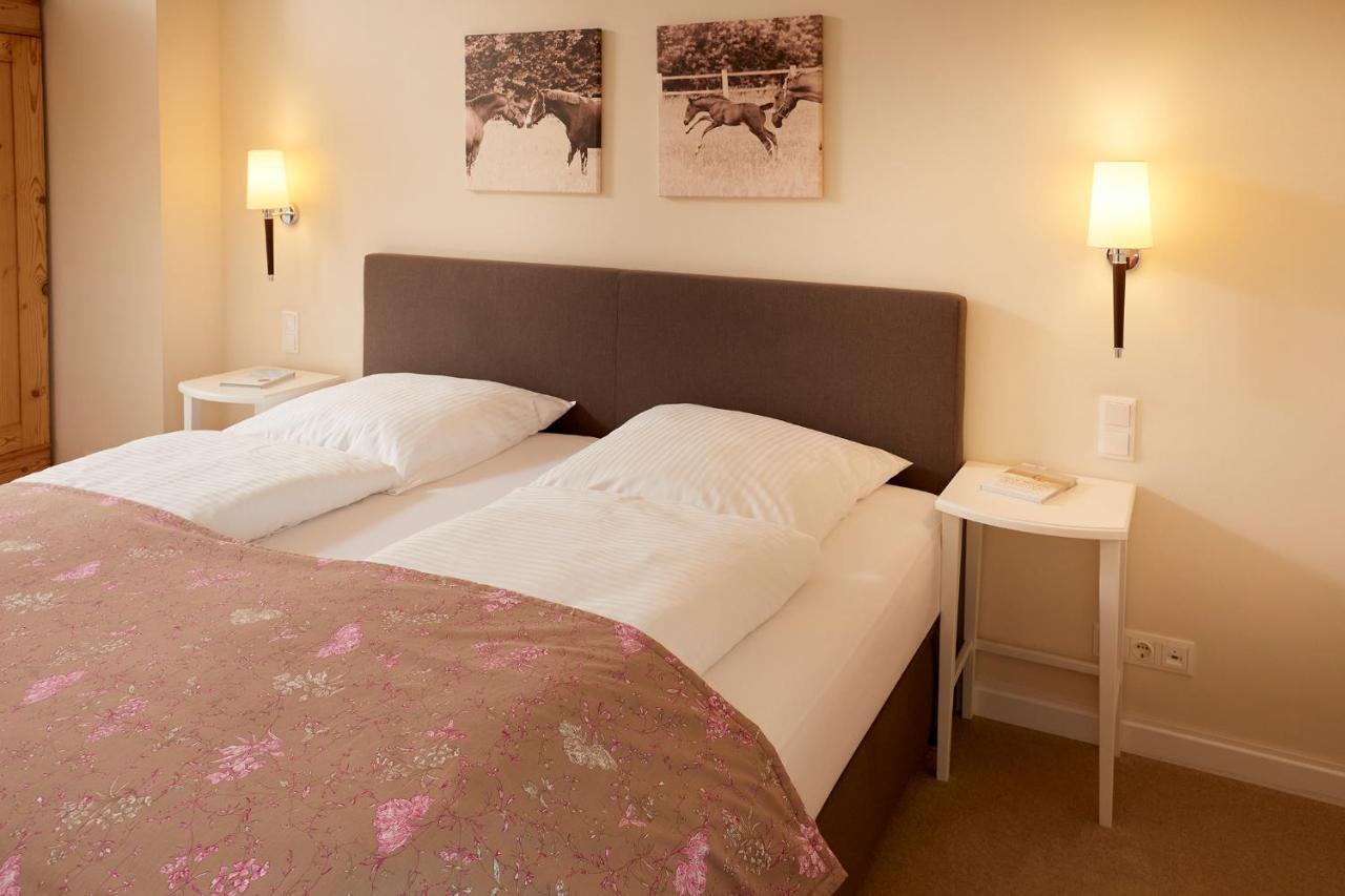 Kino-Hotel Meyer Harsefeld Bagian luar foto